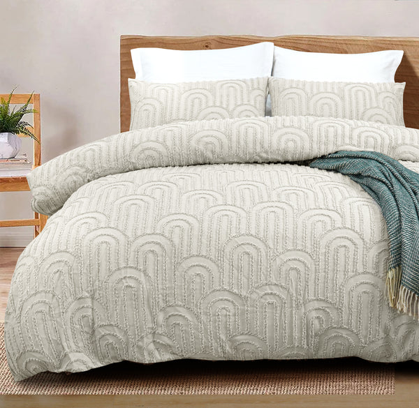 Alluring Elegance Tufted Quilt Cover Set