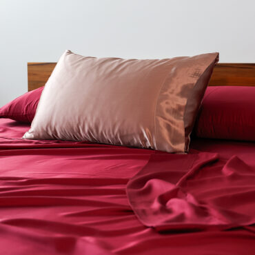 MULBERRY SILK PILLOWCASES